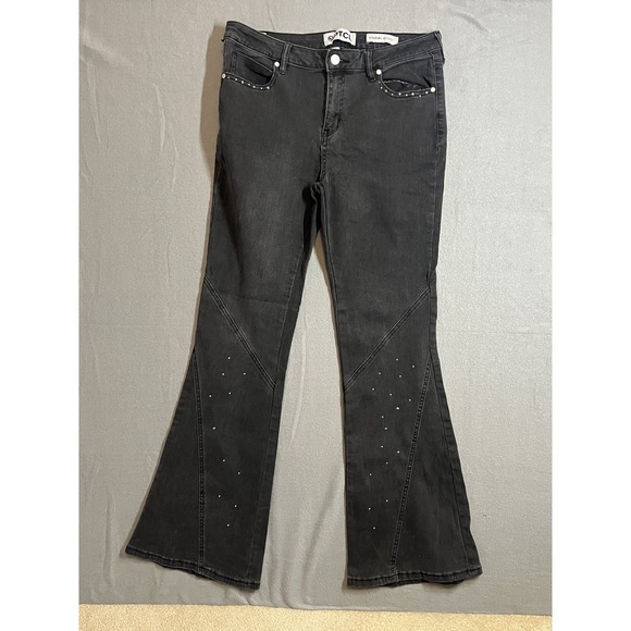 PTCL, ETHIKAL BRAND Denim - PTCL ETHIKAL BRAND Women's Black Studded Flare Jeans Size 31 Stretch Denim